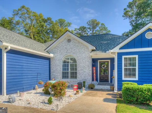 2037 Emily Dr, Social Circle, GA 30025