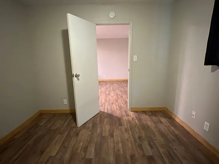 1004 County Road 3771 — Photo 6