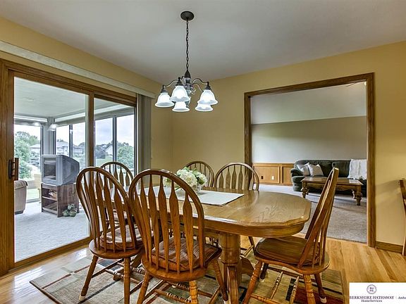 4th image of 12128 Lewison Ln