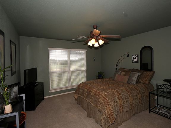 5th image of 25553 Blackberry Blvd