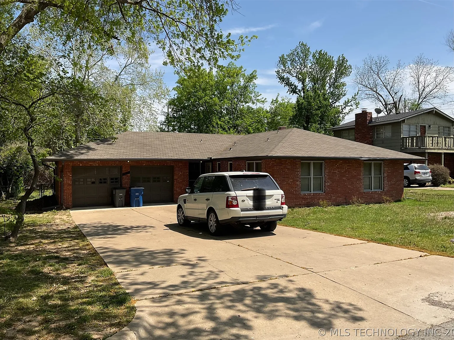 3 bed, 2.0 bath, 1714 sqft, $1,600 — Photo 1