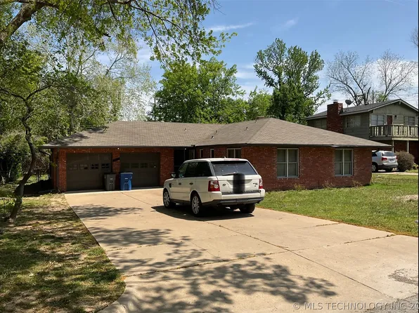 2015 S Fulton Ave, Tulsa, OK 74112