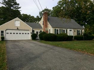 73 Nelson St, Warwick, RI 02888