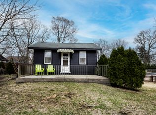 237 S Washington St, Westmont, IL 60559