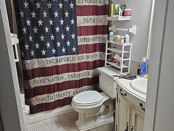 5th image of 22375 Edgewater Dr APT 126