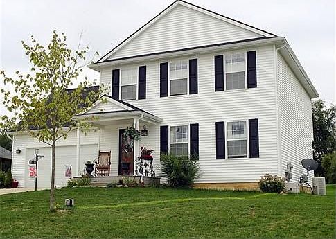 Spotless Newer 2-Story