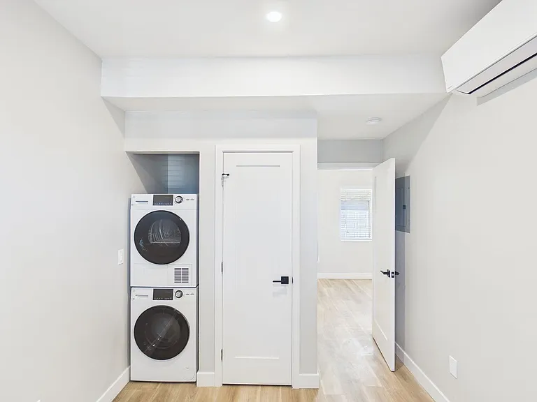 NNP - 3752 Nile Street — Photo 36
