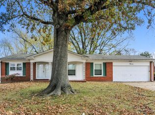 13 Cricket Ct, Florissant, MO