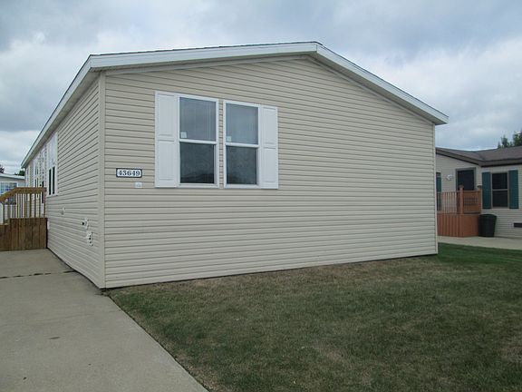 5th image of 43649 Colonial Dr #097