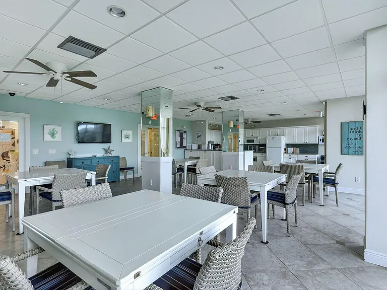 9940 S Ocean Dr #202 — Photo 39