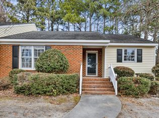 1 N Lake Pointe Dr, Columbia, SC 29229