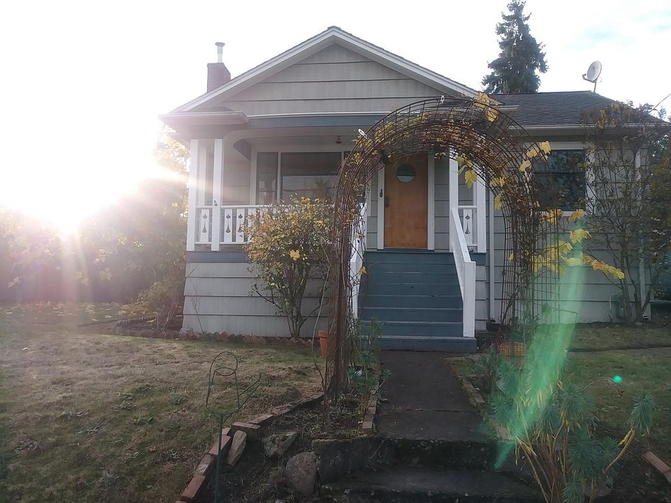 1st image of 12225 Fremont Ave N