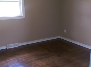 2309 Hill N Dale Dr, Maysville, KY 41056