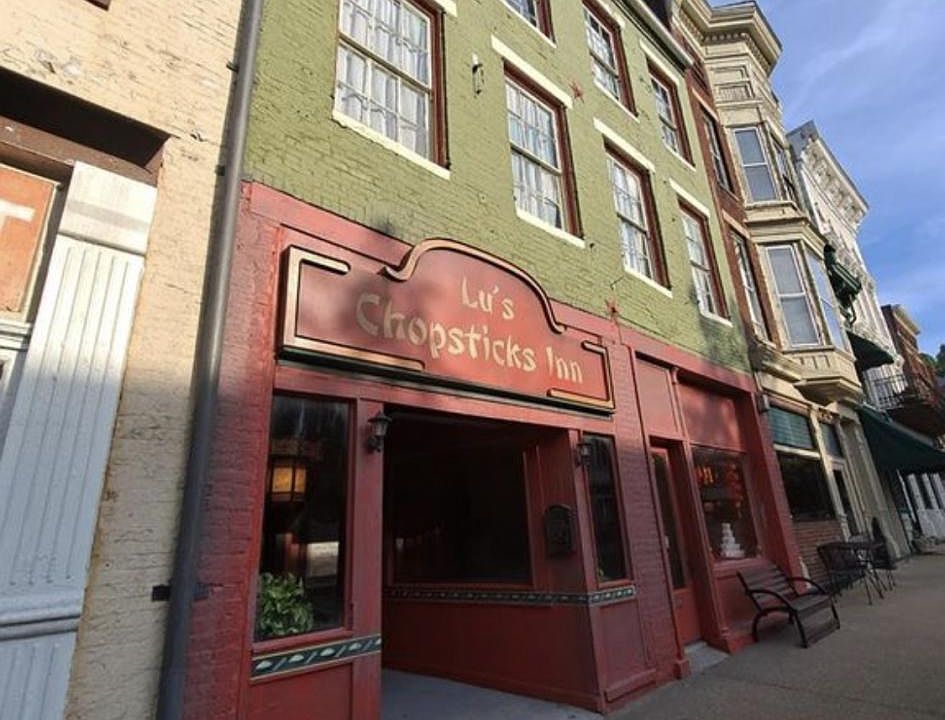 1st image of 204 Market St