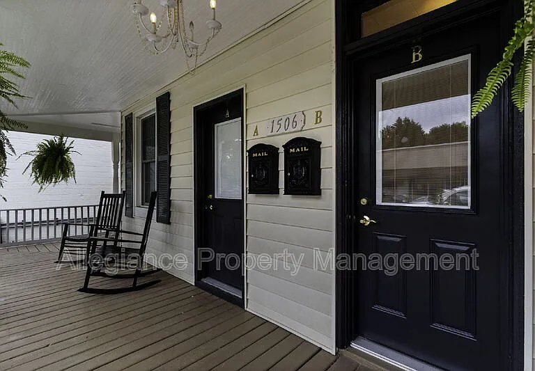 1506 B Mount Vernon Ave — Photo 4