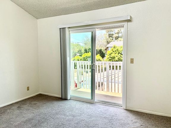 4th image of 450 Pajaro Ave
