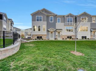 2206 Gateway Curv, Saint Paul, MN 55109