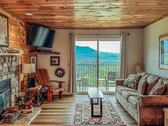 3rd image of 3710 Weber Rd #203-E