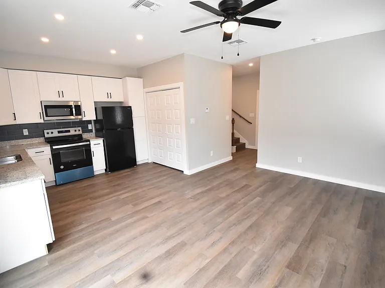 6406 Tahoka St #101 — Photo 13