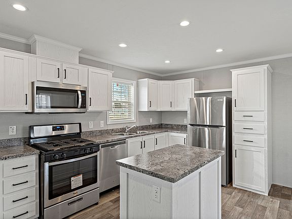 2nd image of 15829 Croatia Dr