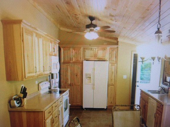 Newly Remodeled Kitchen