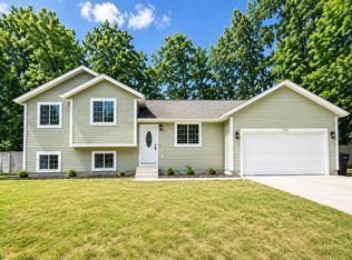 1109 Brian Dr, Muskegon, MI 49442