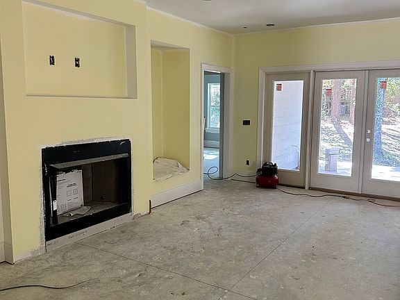 3rd image of 3341 Piping Rock