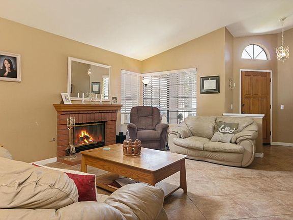 161 Camino El Rincon-MLS_Size-004-1-Livi