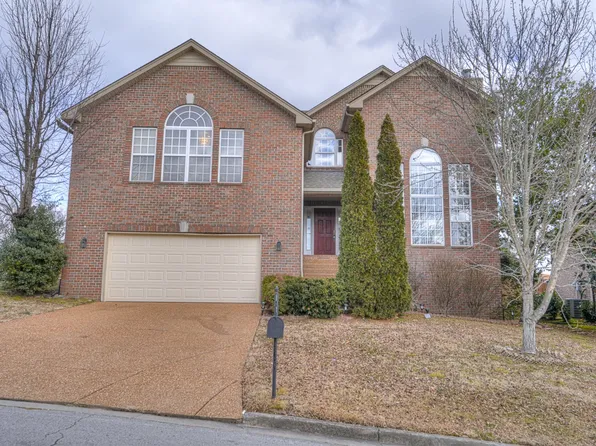 7228 Sugarloaf Dr, Nashville, TN 37211