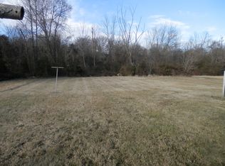 1319 Front St, Eden, NC 27288