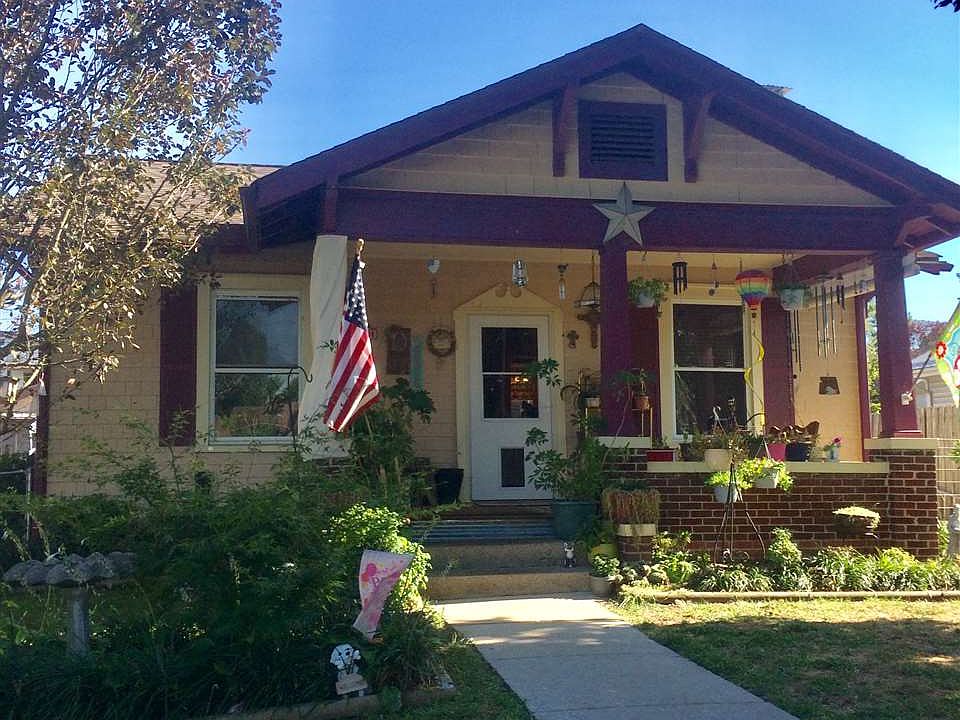 1st image of 527 Pauline Ave