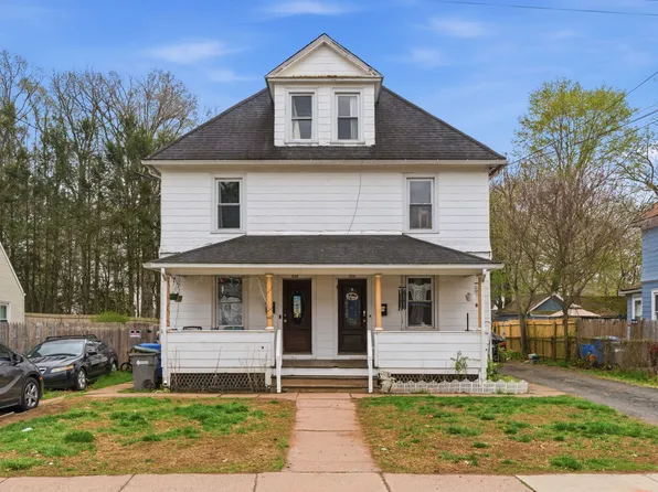 226 School Street, Manchester, CT 06040