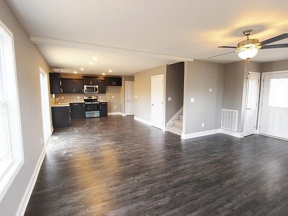 2nd image of 105 Magnolia Pl Lot 105
