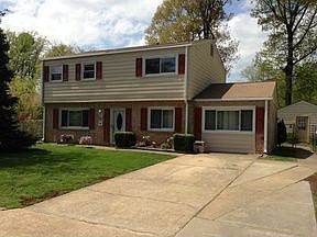 1st image of 609 Essex Park Dr