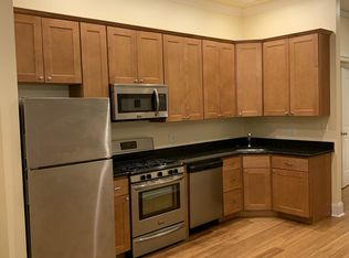 395 West St #2E, Hyde Park, MA 02136