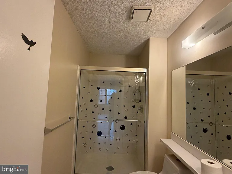 8 Joyner Ct — Photo 17
