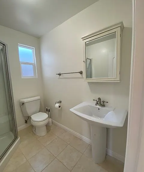 701 W Mariposa Ave — Photo 26