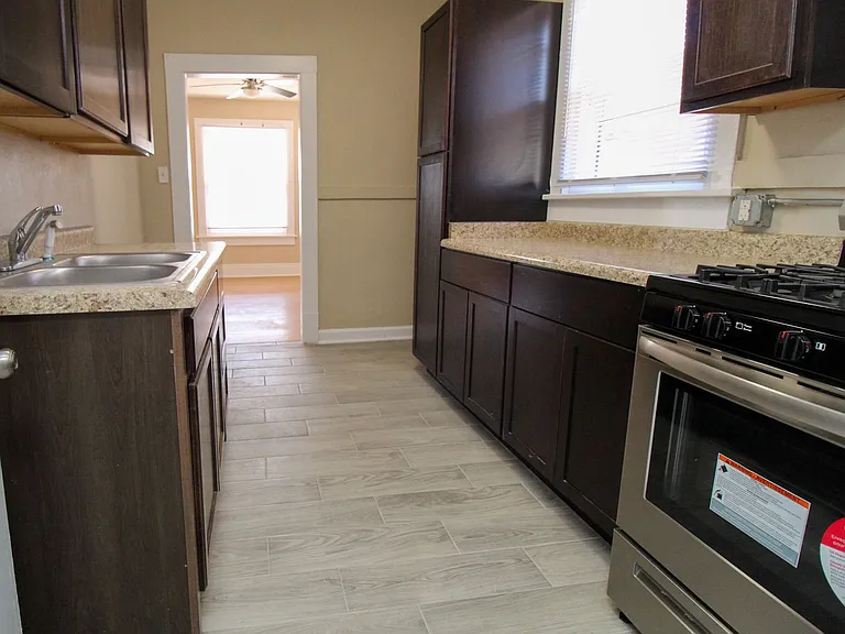 3309 Nations Ave — Photo 5