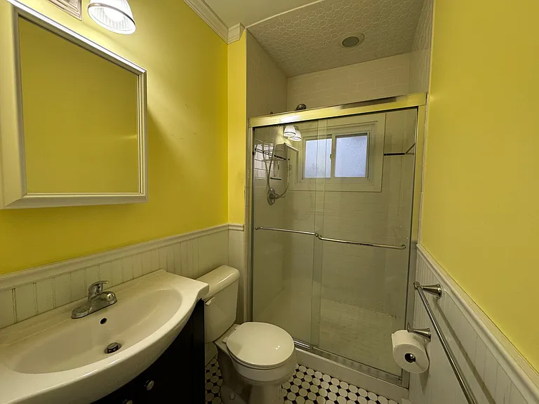 103 E Main St #D — Photo 7