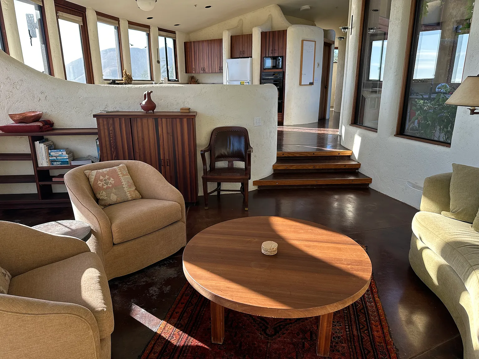 3 bed, 2200 sqft, $5,900 — Photo 4