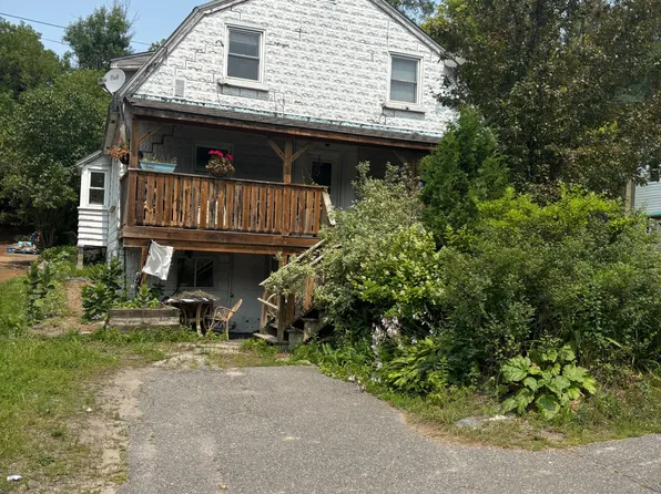 26 Cann St, Huntsville, ON P1H 1K7