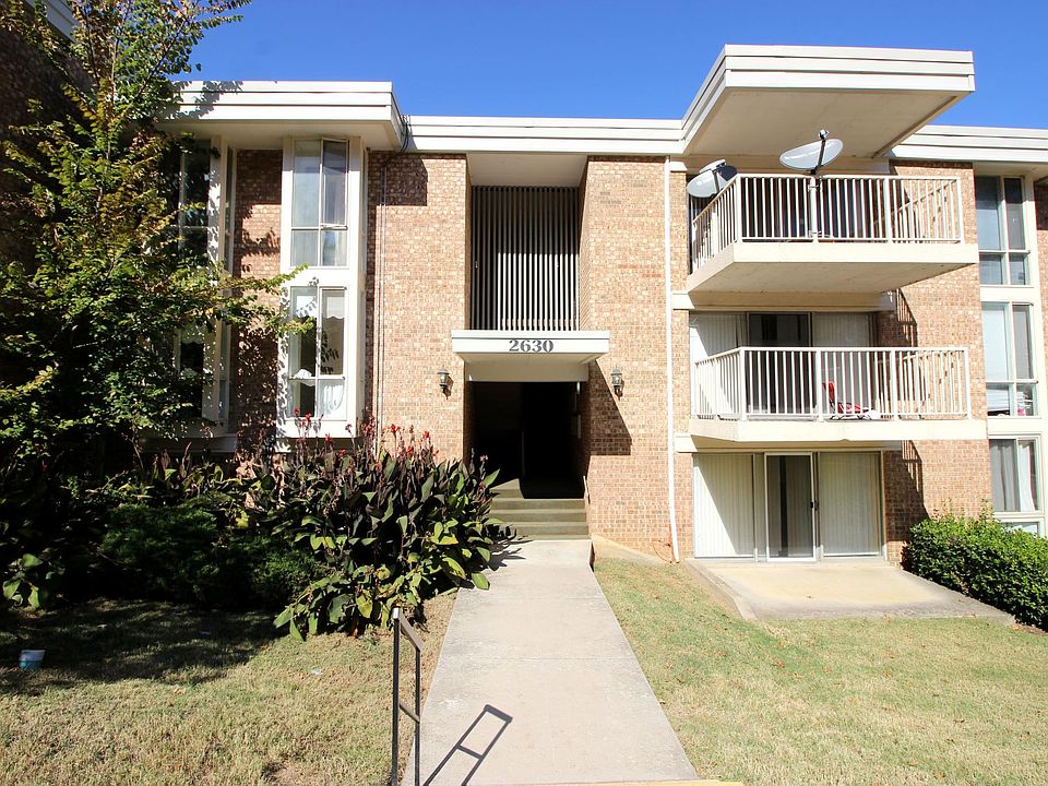 1st image of 2630 Wagon Dr APT 1C