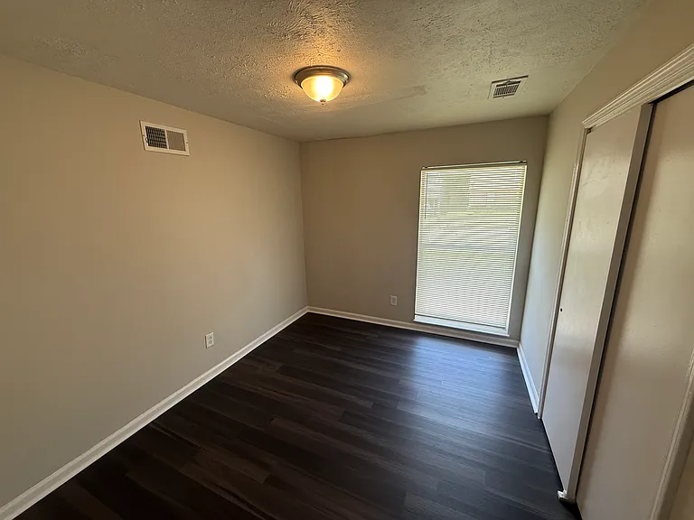 3310 William Tell Dr — Photo 5