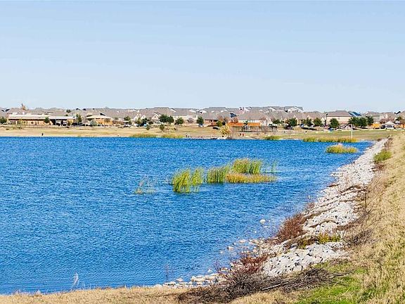 5th image of 320 Marvins Bnd