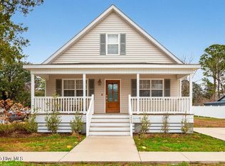 208 Pollock St, Pollocksville, NC 28573