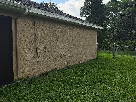 4th image of 3202 54th St W