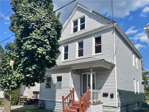 23 Muskingum St, Depew, NY 14043