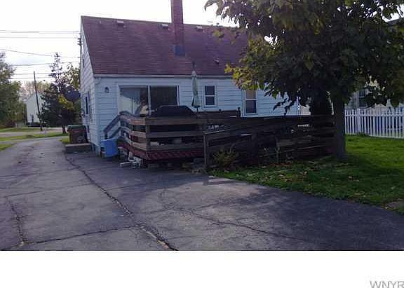 2nd image of 152 Southcrest Ave