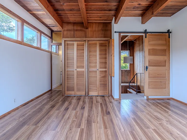 463 Talbot Ave — Photo 16