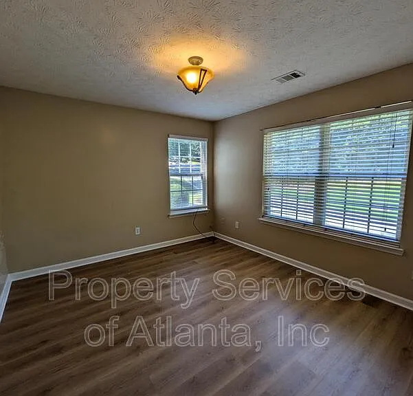 518 Arbor Ridge Dr — Photo 4